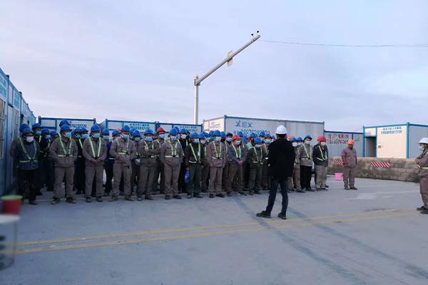 工程开工时，安全、技术交底